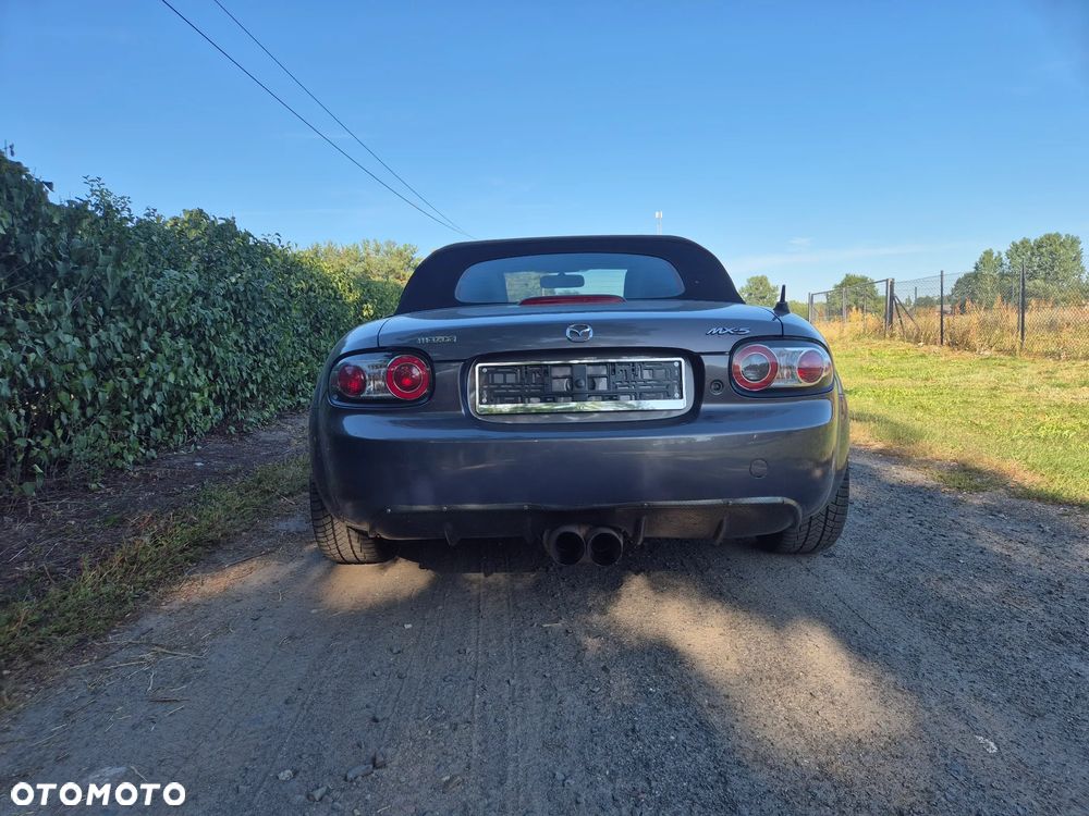 Mazda MX-5 2.0 MZR Emotion - 8