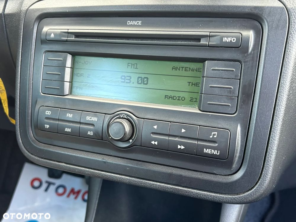 Skoda Fabia ver-1-2-12v-active - 16