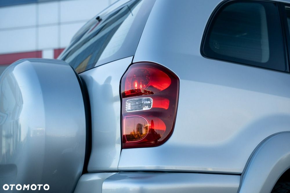 Toyota RAV4 4x4 Edition - 10