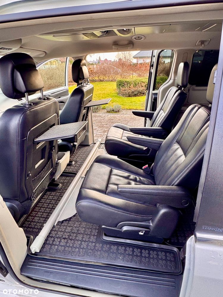 Lancia Voyager 2.8CRD Gold - 12