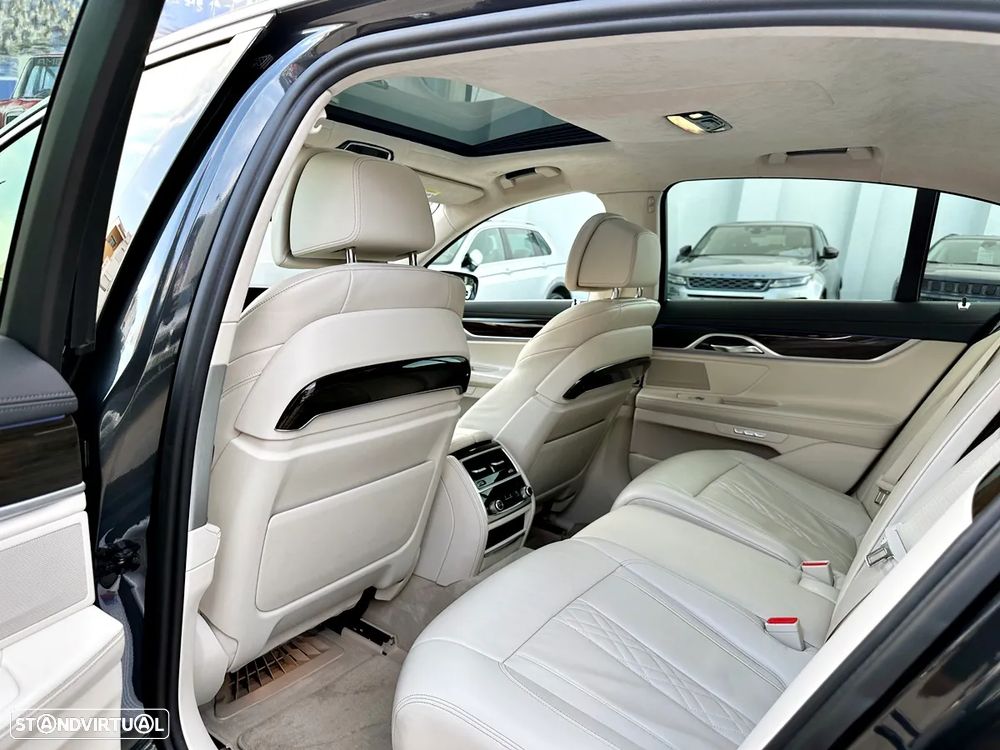 BMW 740 iH Active Hybrid - 36