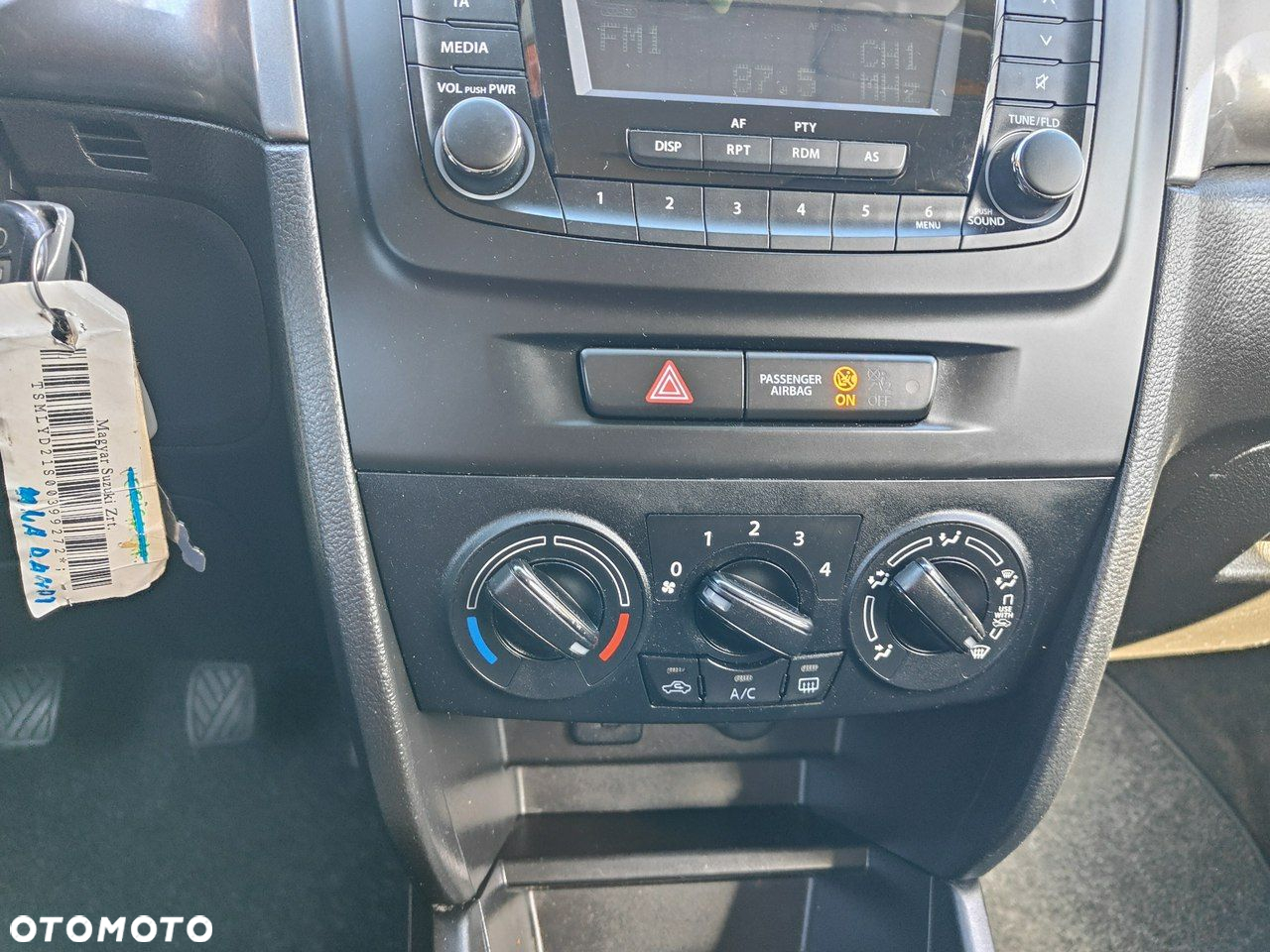 Suzuki Vitara 1.6 Comfort 2WD - 14