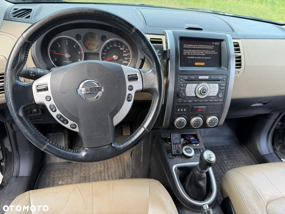 Nissan X-Trail 2.0 dCi 4x4 DPF LE - 6