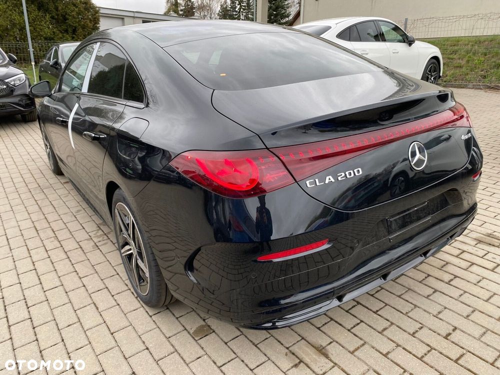 Mercedes-Benz CLA - 2