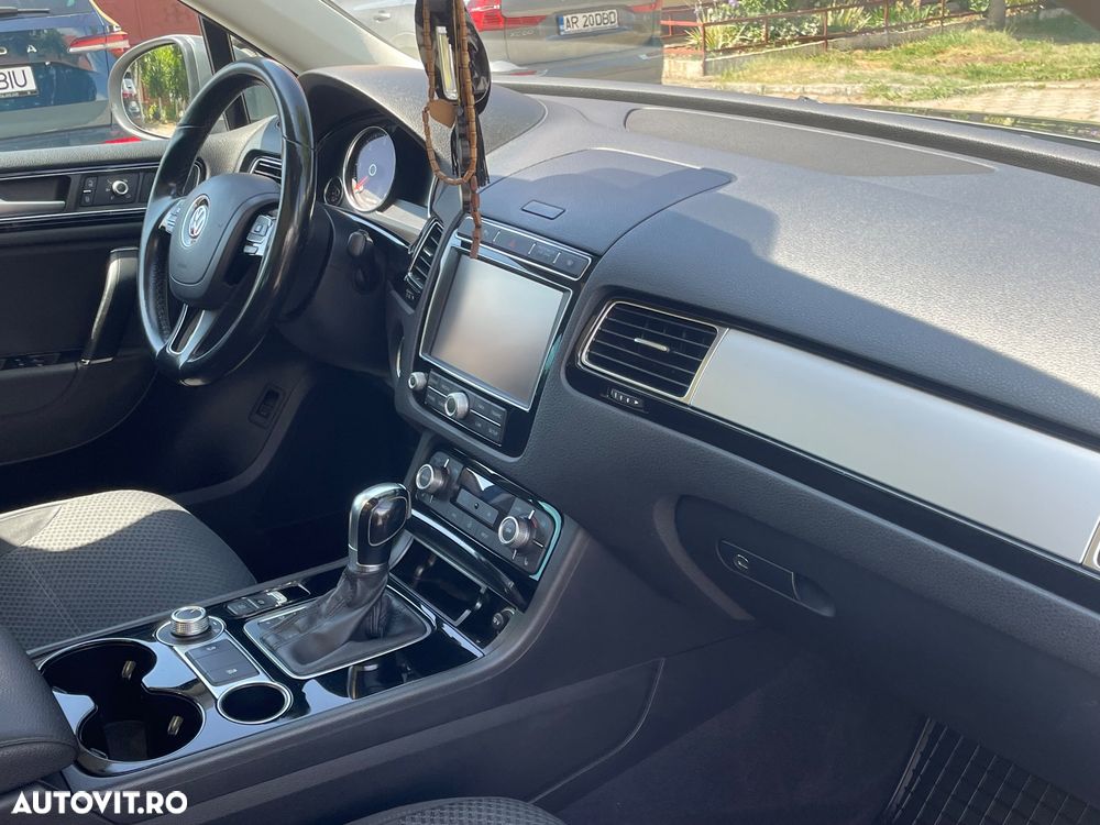 Volkswagen Touareg 3.0 V6 TDI SCR Blue Motion DPF Automatik - 20