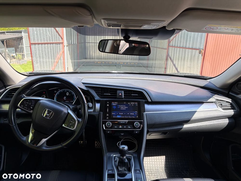Honda Civic 1.5 T Elegance - 8