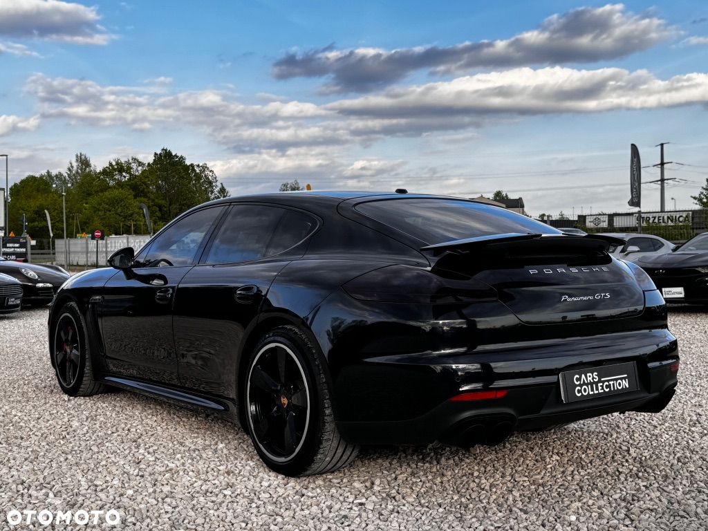Porsche Panamera GTS PDK - 6