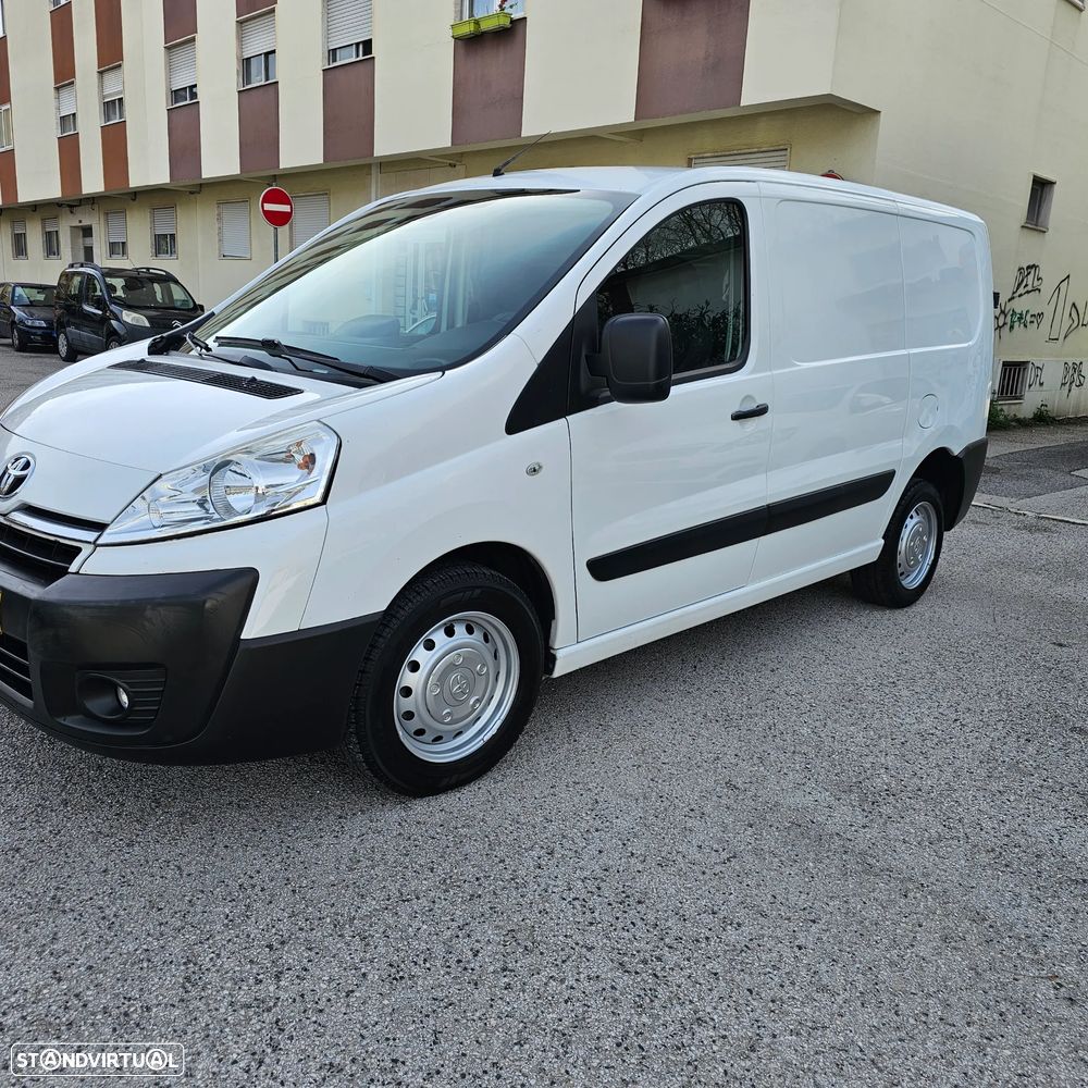 Toyota Proace - 1