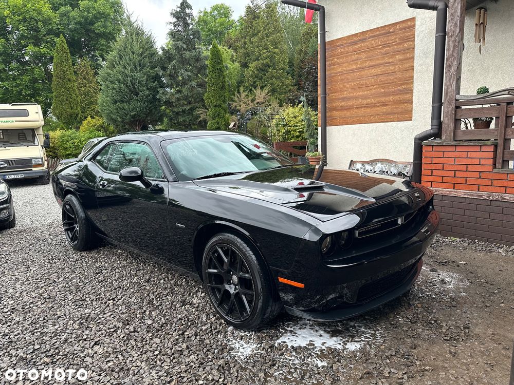 Dodge Challenger 5.7 R/T - 1