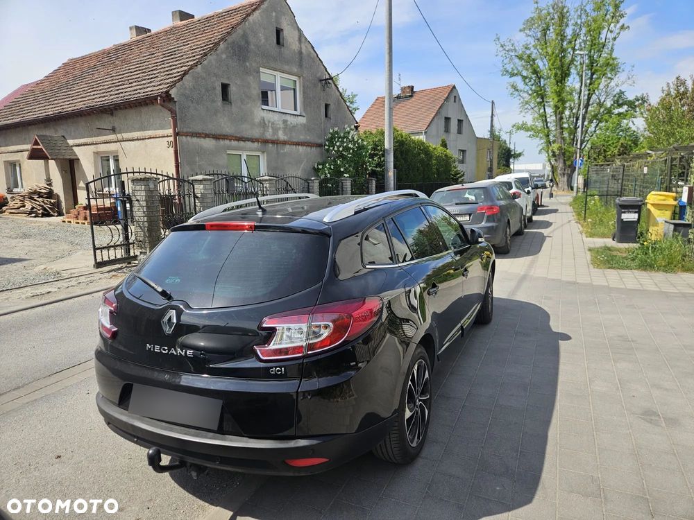 Renault Megane ENERGY dCi 130 BOSE EDITION - 3