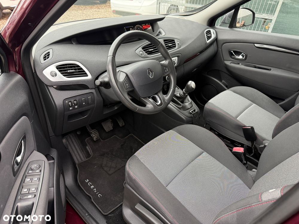 Renault Scenic 1.6 16V 110 Dynamique - 10