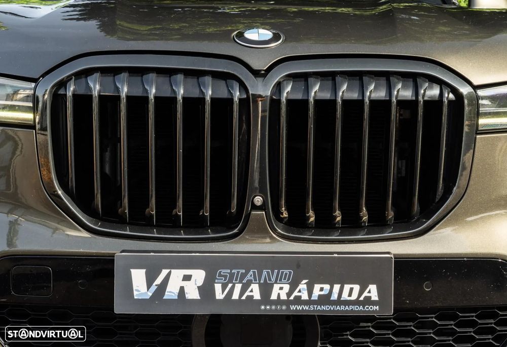 BMW X7 40 d xDrive Pack M - 32