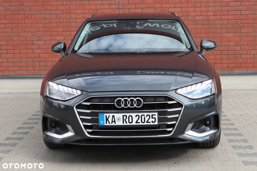 Audi A4 Avant 35 TFSI S tronic - 1