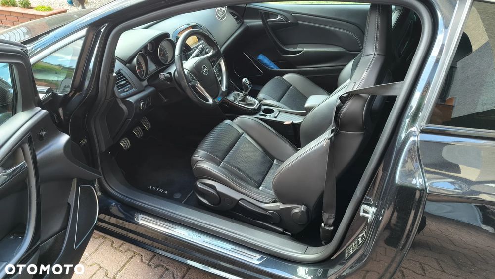 Opel Astra IV GTC OPC EU6 - 7