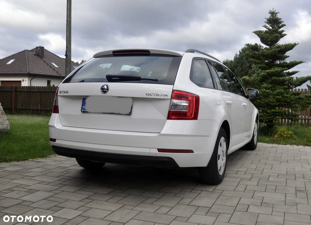 Skoda Octavia 1.6 TDI Ambition - 2
