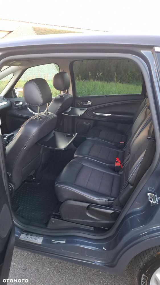 Ford S-Max 2.0 TDCi DPF Titanium X - 29