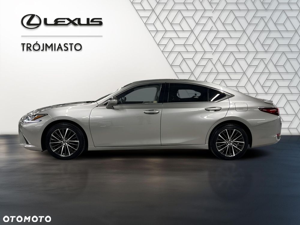 Lexus ES 300h Business Edition - 3