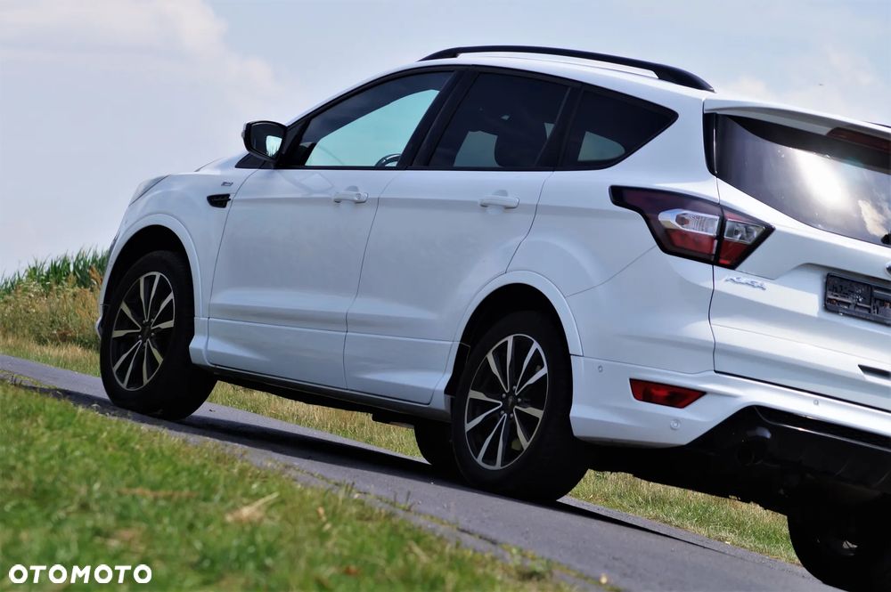 Ford Kuga - 17