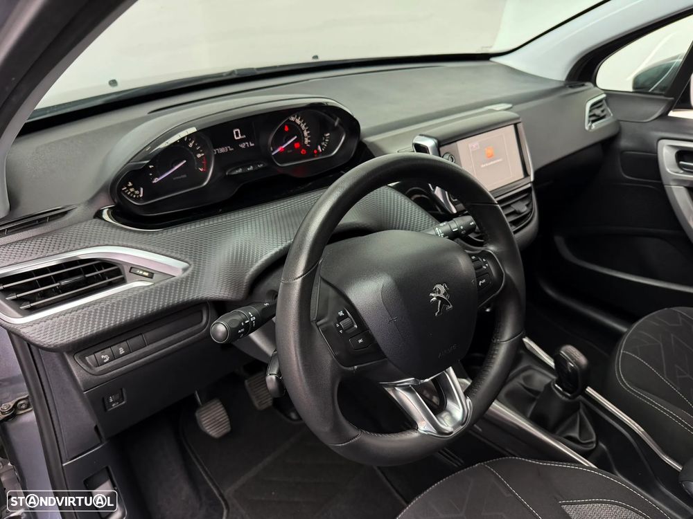 Peugeot 2008 1.2 PureTech Style - 8