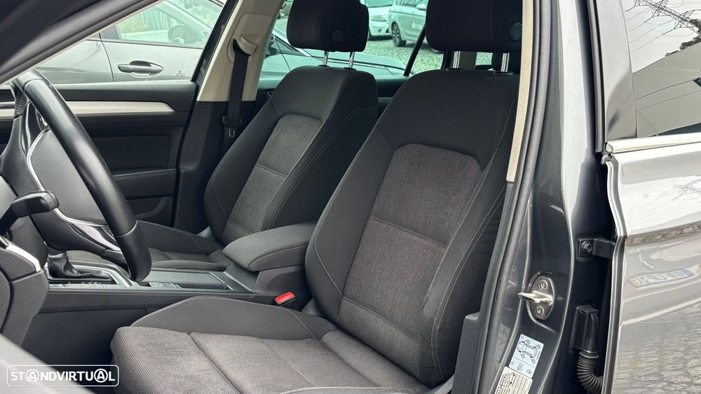 VW Passat Variant 2.0 TDi Highline DSG - 18