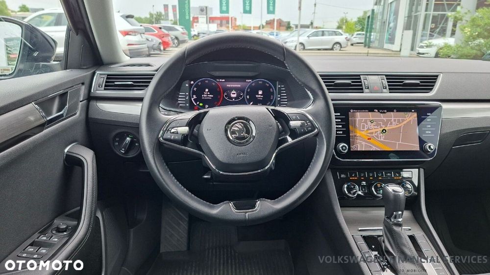Skoda Superb 2.0 TDI SCR 4x4 Style DSG - 10