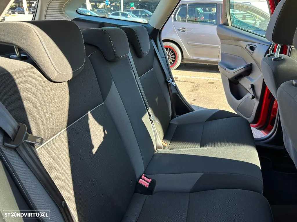 Ford Focus SW 1.0 EcoBoost Business - 15