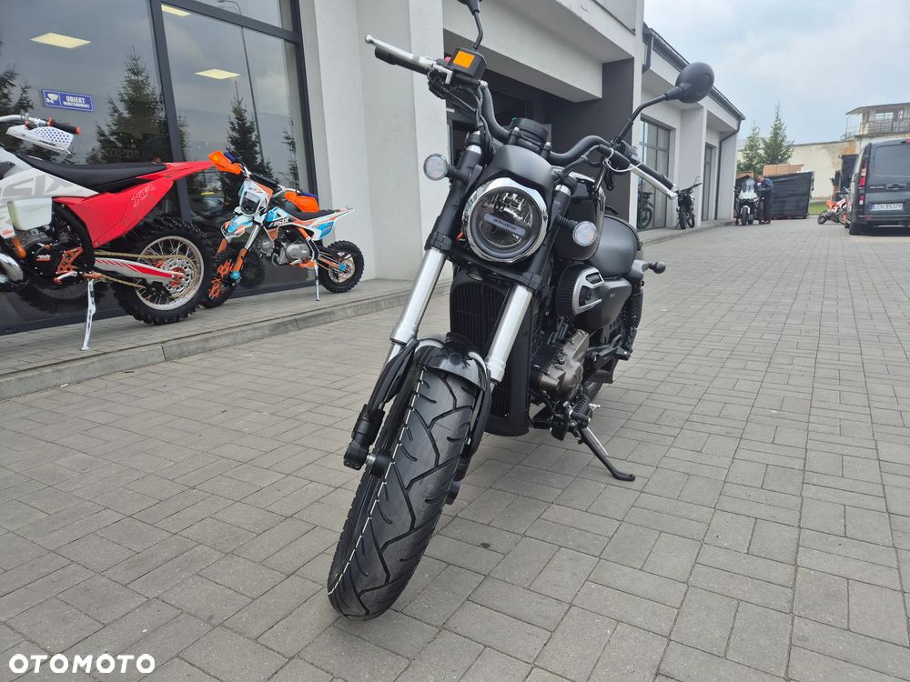 QJMOTOR SRV 125V - 4