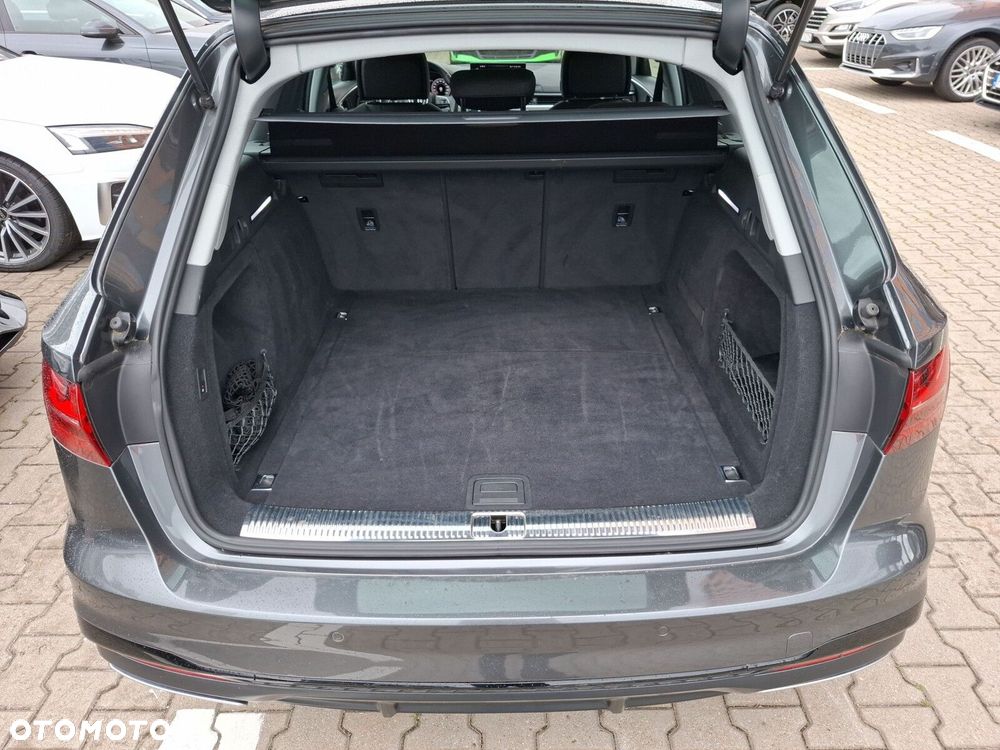 Audi A4 Avant - 11