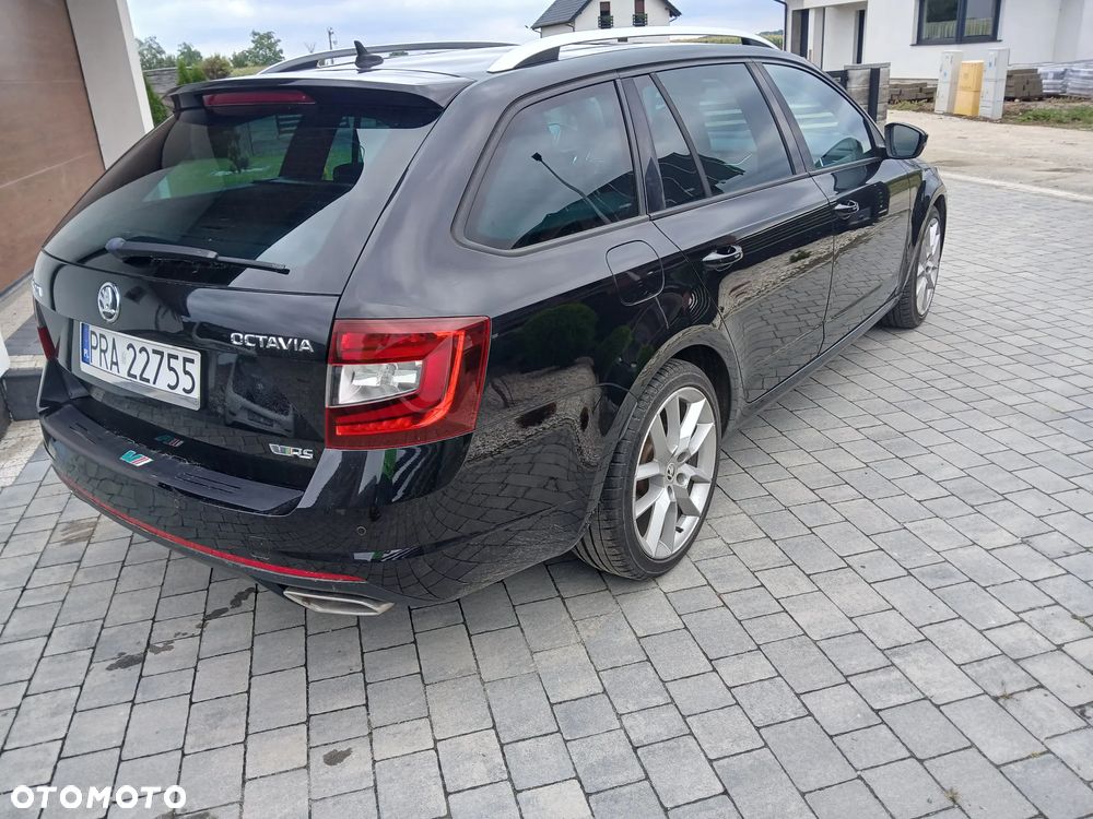 Skoda Octavia 2.0 TDI RS Challenge DSG - 32