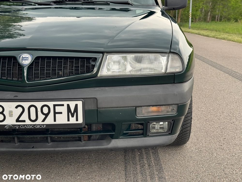 Lancia Delta 2000 - 17