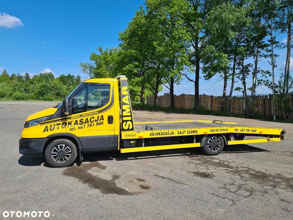 Iveco DAILY 35S18 - 9