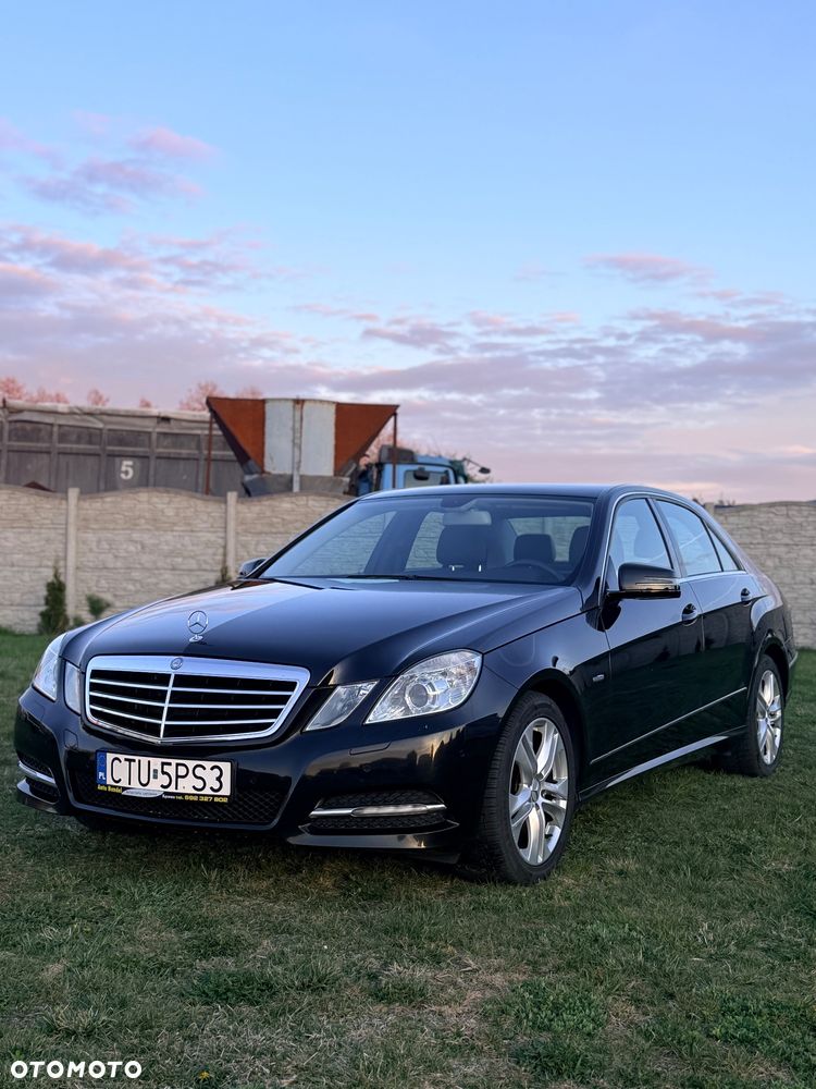 Mercedes-Benz Klasa E 200 CGI BlueEFFICIENCY Avantgarde - 1