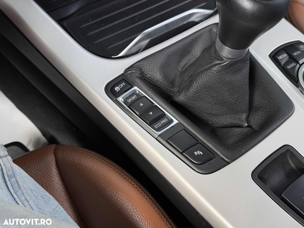 BMW X3 sDrive18d Advantage - 26