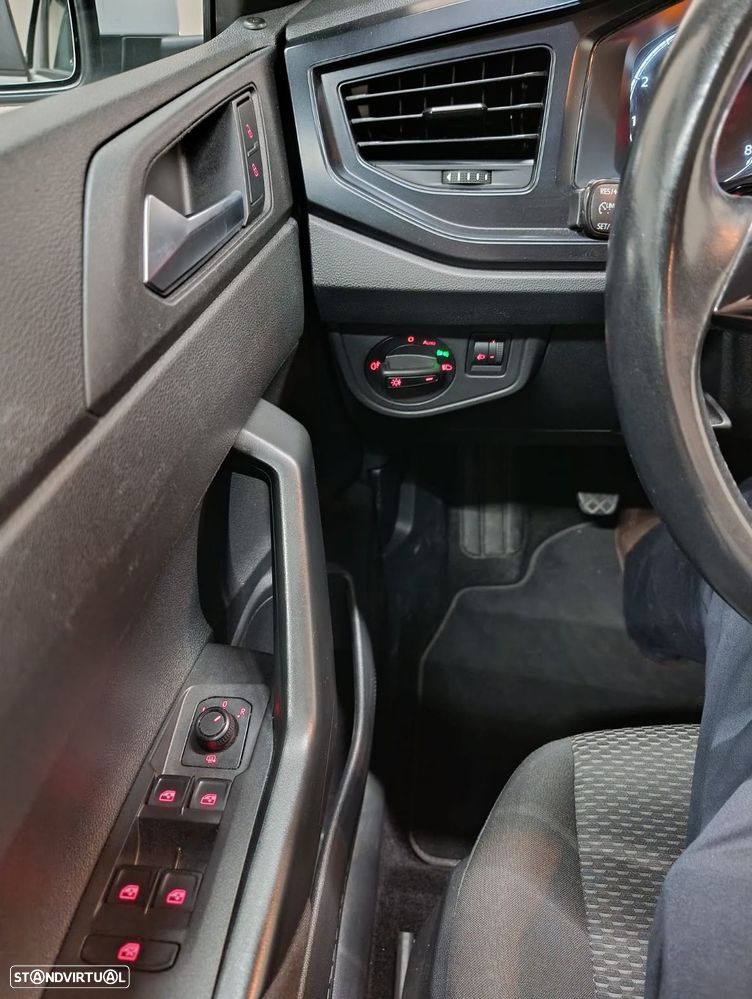 VW Polo 1.0 Trendline - 24