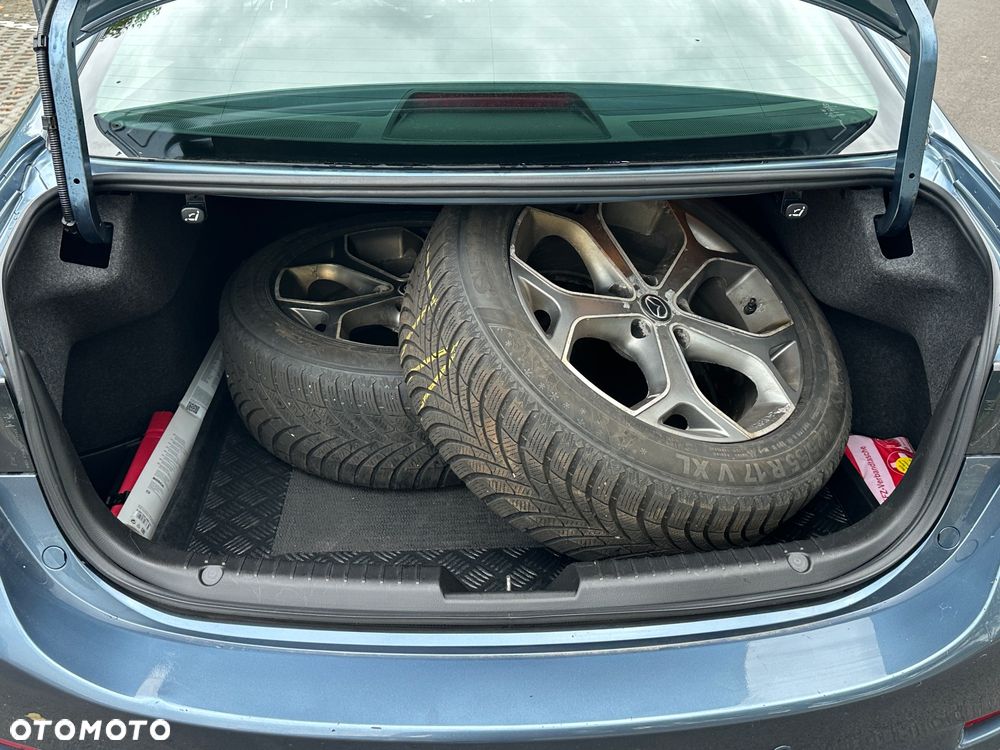 Mazda 6 2.0 Exclusive + - 35