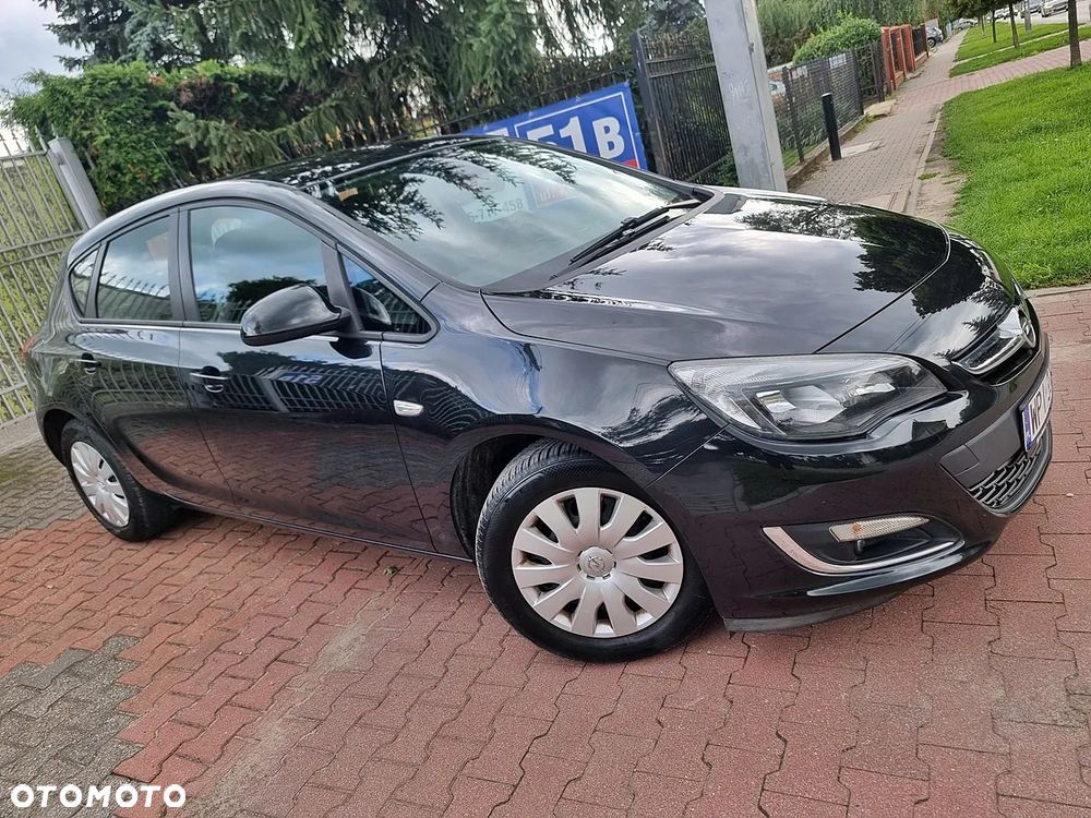 Opel Astra 1.4 Turbo Edition - 2