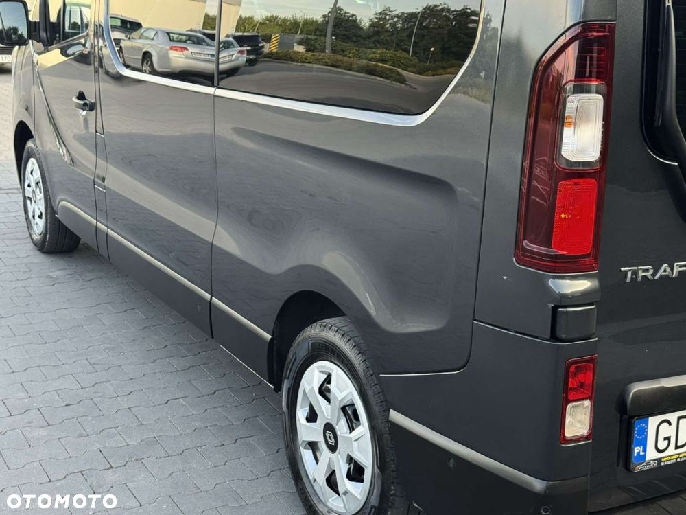 Renault Trafic - 15