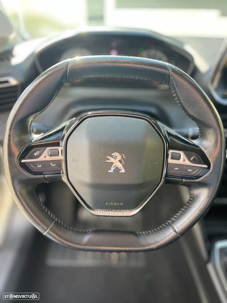 Peugeot 208 1.2 PureTech Active - 11