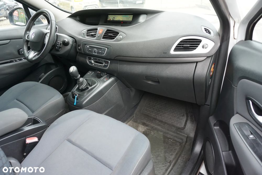Renault Grand Scenic dCi 130 FAP Expression - 15