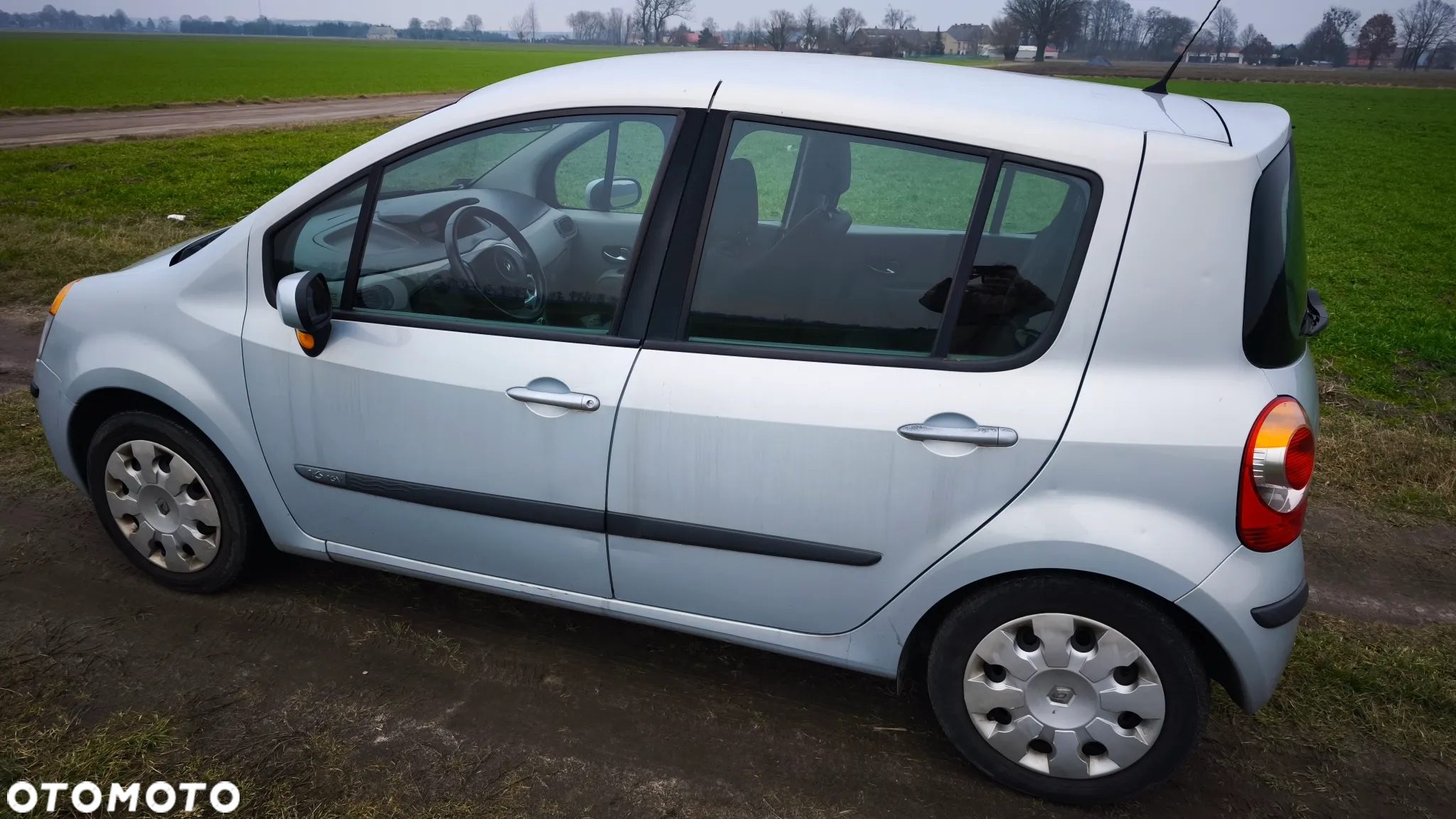 Renault Modus 1.6 16V Authentique - 9