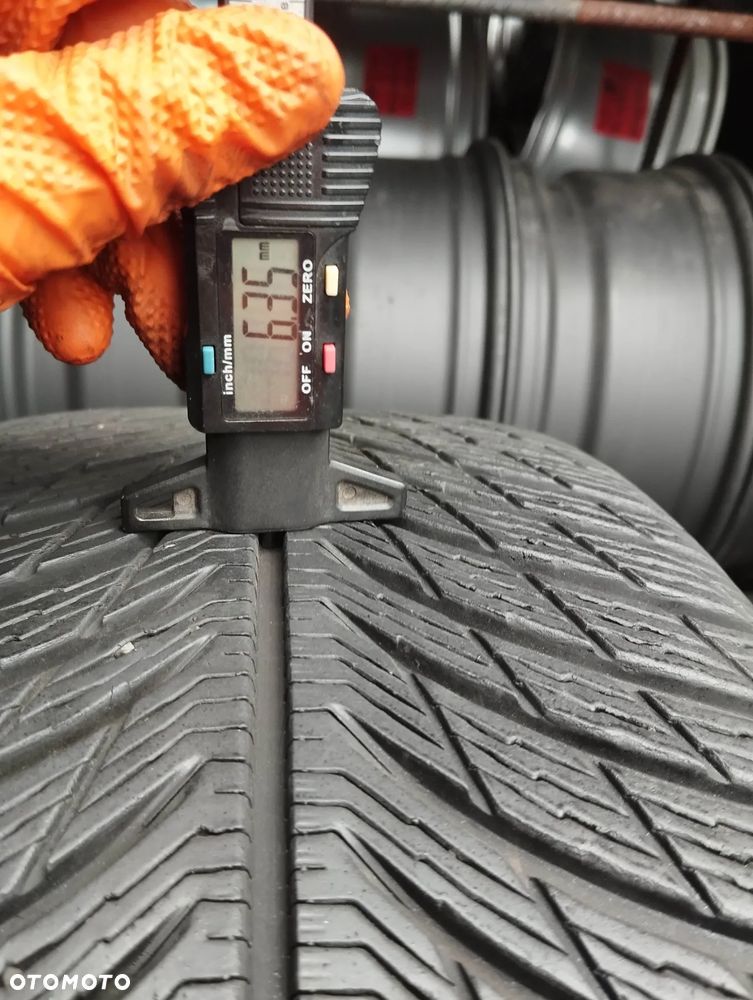Michelin Pilot Alpin 5 235 45 19 99 V 3PMSF rant XL 2szt. - 4