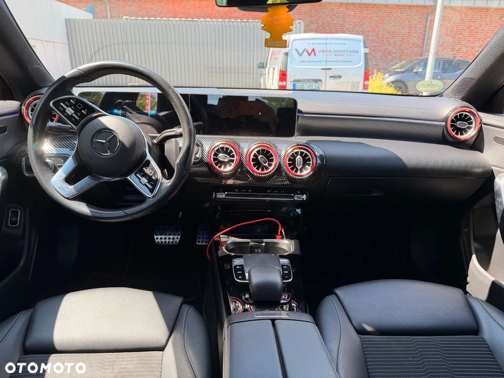 Mercedes-Benz CLA - 16