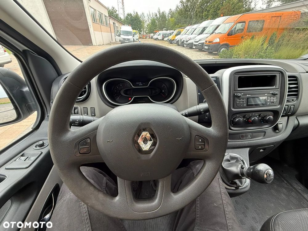 Renault Trafic - 8