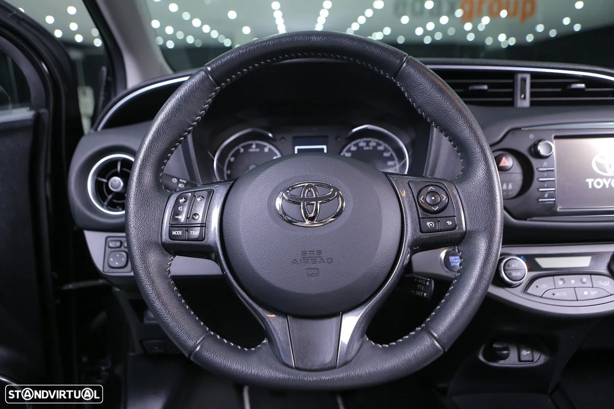 Toyota Yaris 1.0 VVT-i 20 Anos - 7