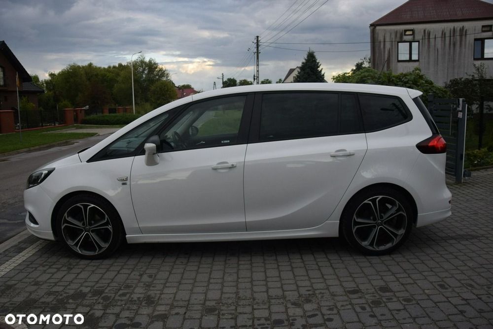 Opel Zafira 1.4 Turbo (ecoFLEX) Start/Stop ON - 17