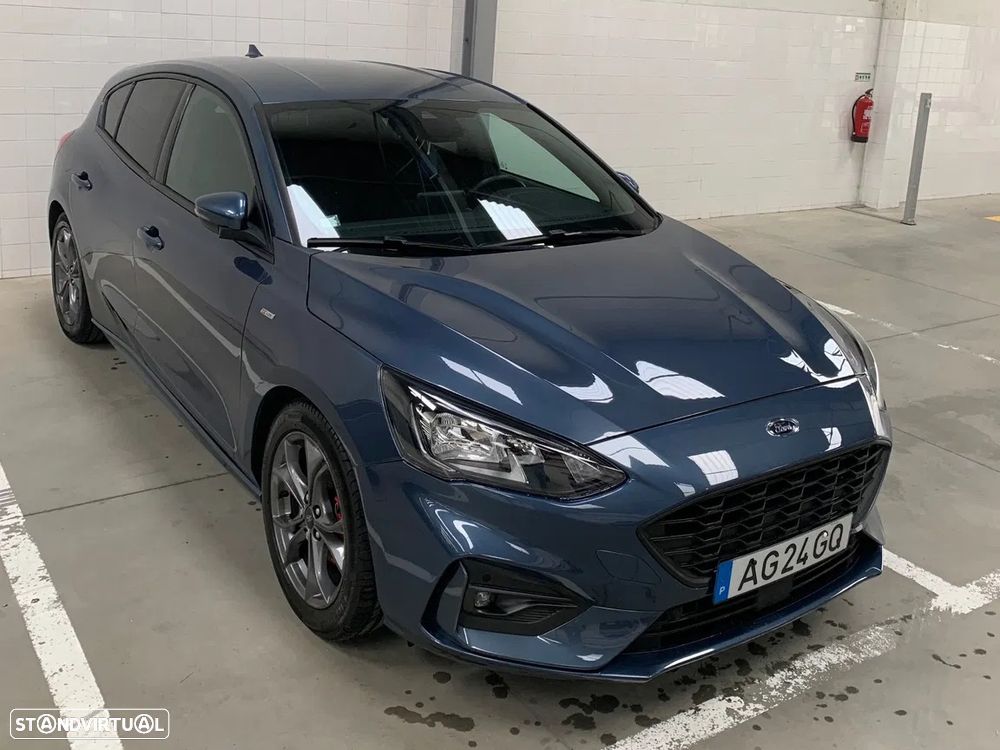 Ford Focus 1.0 EcoBoost MHEV ST-Line X - 5