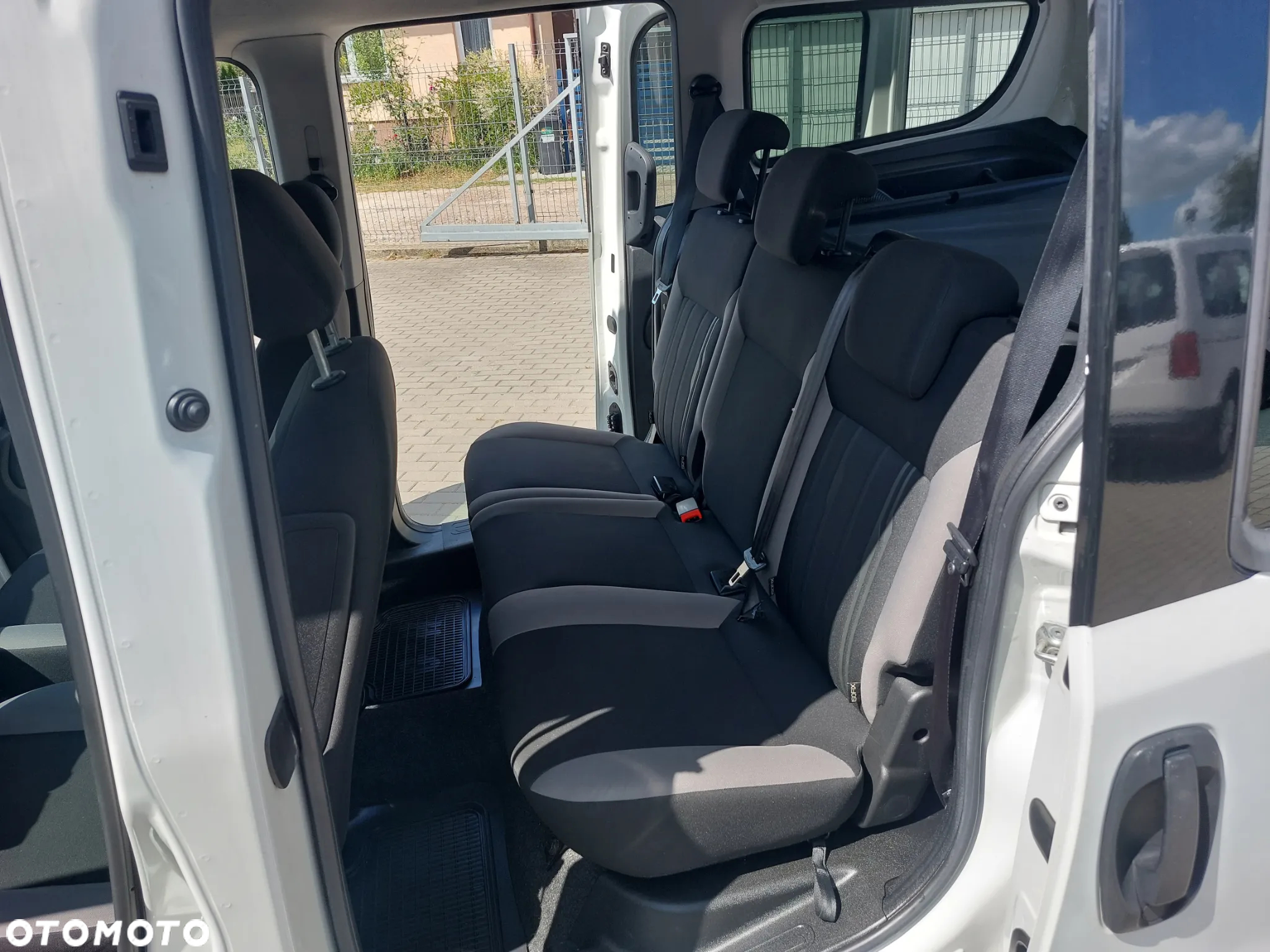 Fiat Doblo Maxi 1.6 MJ Dynamic - 18