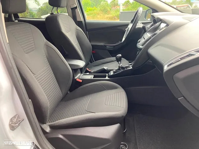 Ford Focus 1.5 TDCi ST-Line - 35
