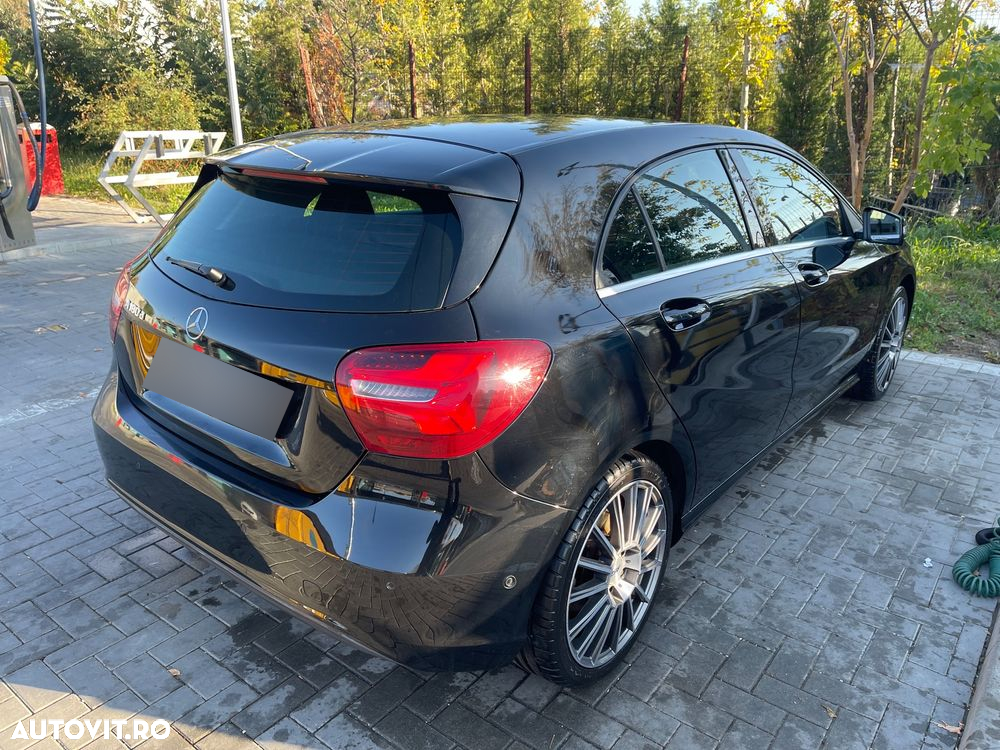 Mercedes-Benz A - 12