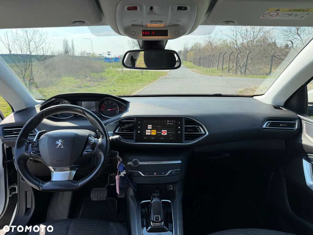 Peugeot 308 1.5 BlueHDi Active S&S EAT8 - 9